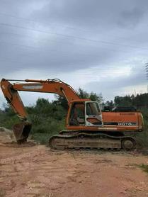 Buy Doosan DH300-7 Used Excavator / 4 Buy Doosan DH300-7 Used Excavator / 4