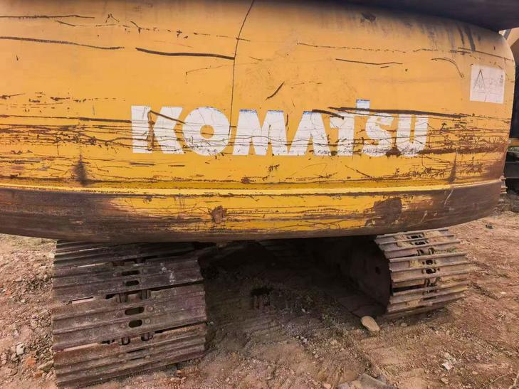 Buy Komatsu PC200-8 Used Excavator / 1
