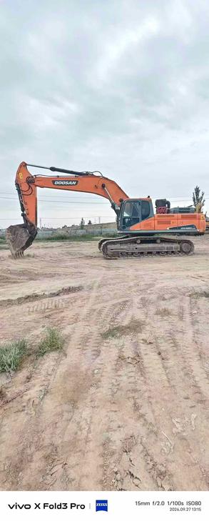 Buy Doosan DX380 Used Excavator / 1