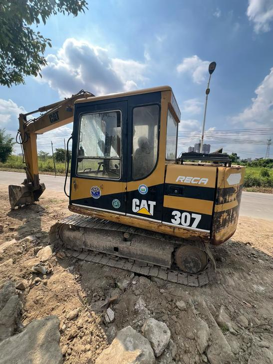 Buy Caterpillar 307B Used Excavator / 1