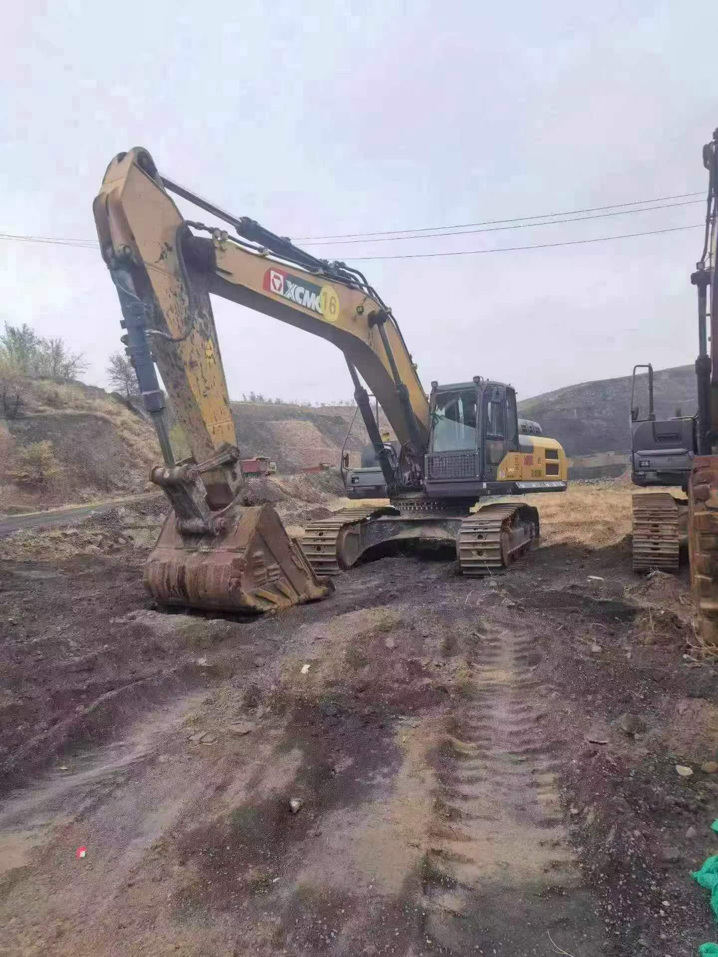 Buy XCMG XE380K Used Excavator / 2