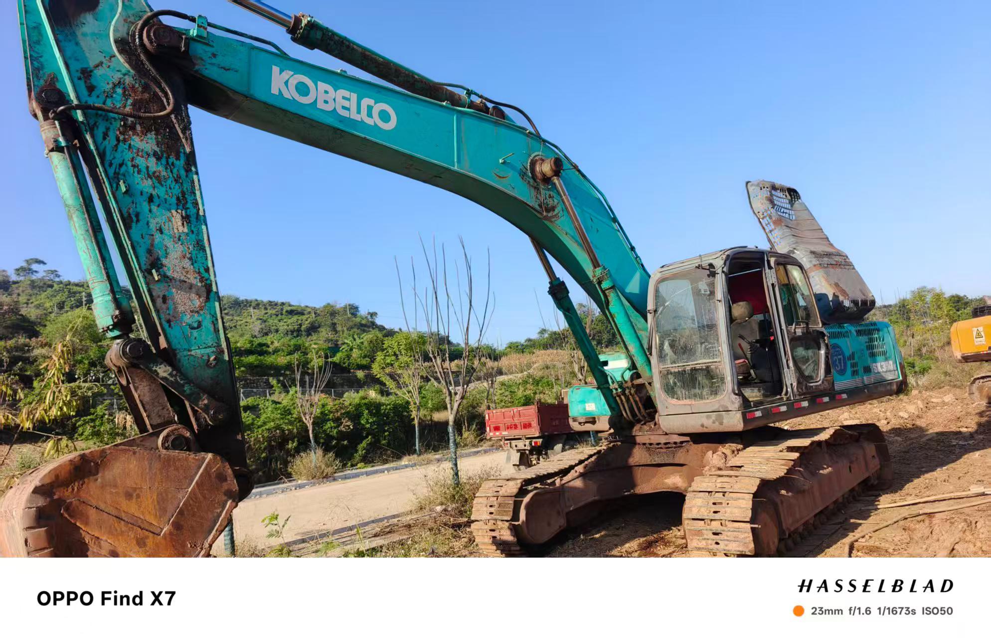 Buy Kobelco SK350-8 Used Excavator / 4