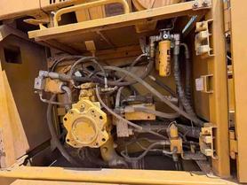 Buy Caterpillar 390DL Used Excavator / 5 Buy Caterpillar 390DL Used Excavator / 5