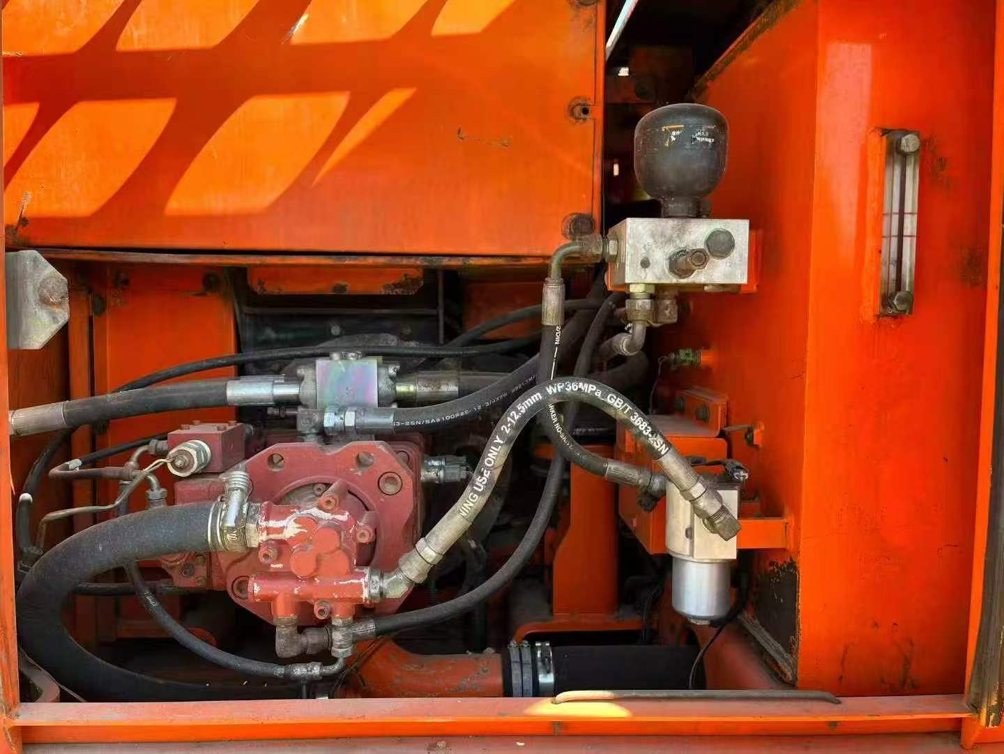 Compre Excavadora Doosan DH150-7 Usada / 8