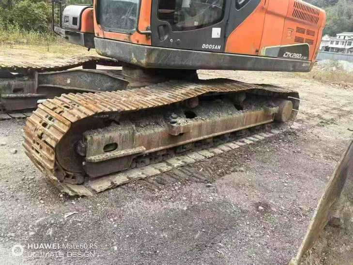 Buy Doosan DH225-9 Used Excavator / 1