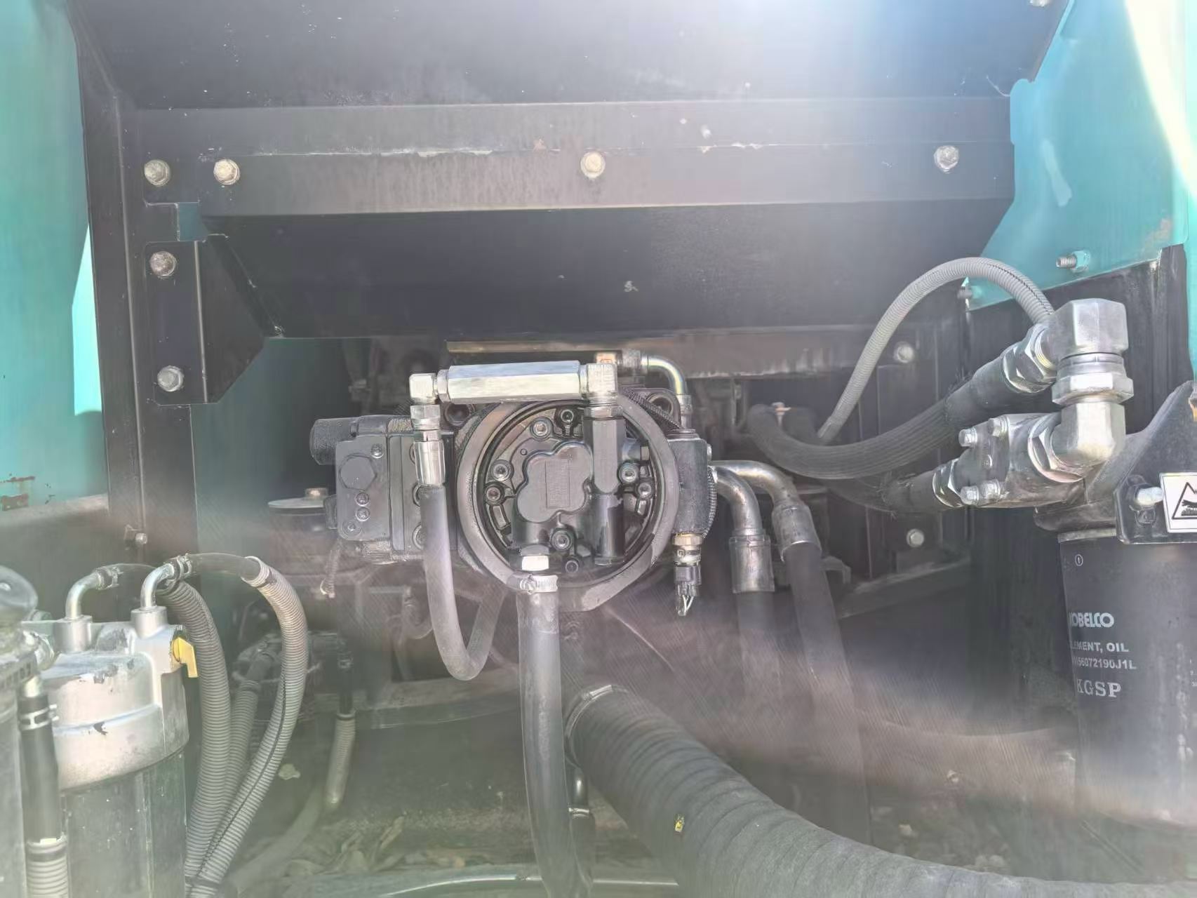 شراء حفارة Kobelco SK270D-8 مستعملة / 7