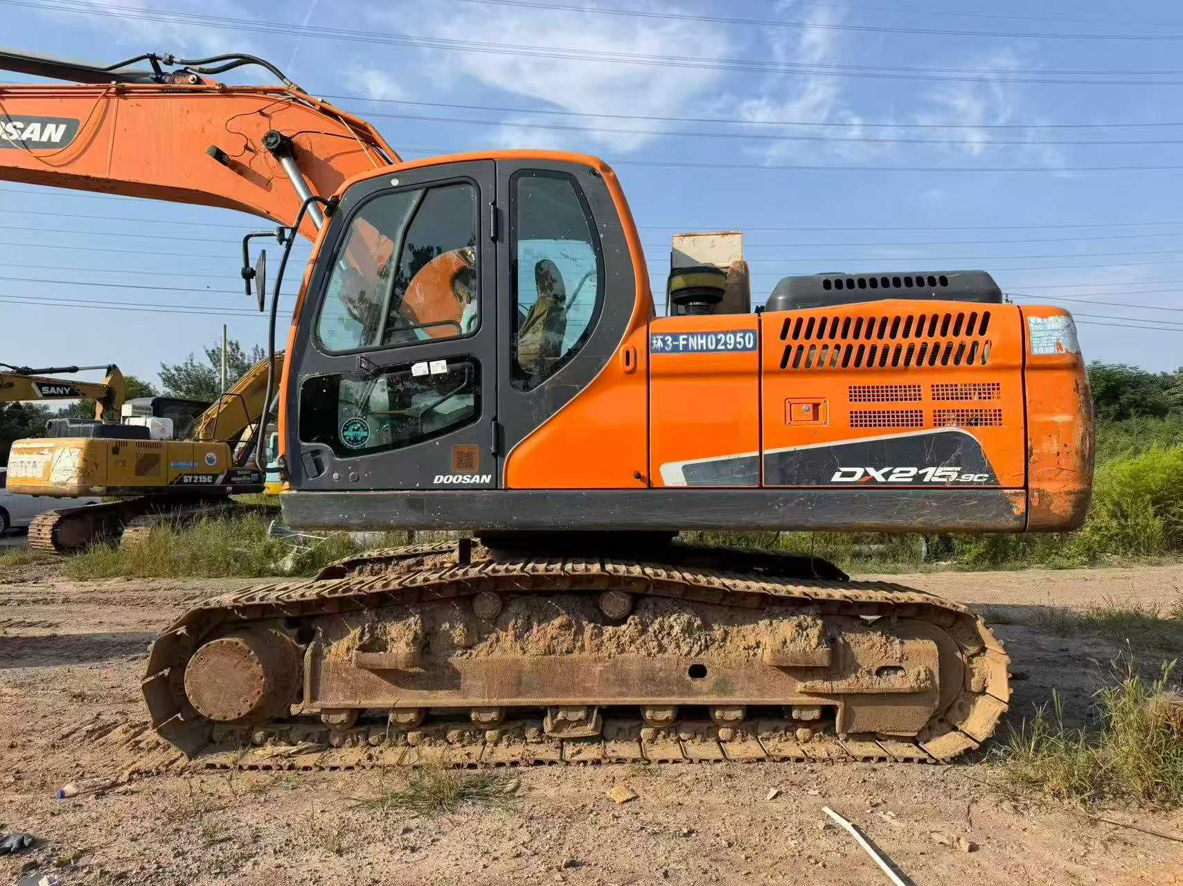 Buy Doosan DH215-7 Used Excavator / 2