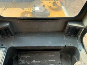 Buy Kato Used Excavator / 5 Buy Kato Used Excavator / 5