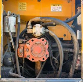 Buy Hyundai R140W-7 Used Excavator / 8 Buy Hyundai R140W-7 Used Excavator / 8