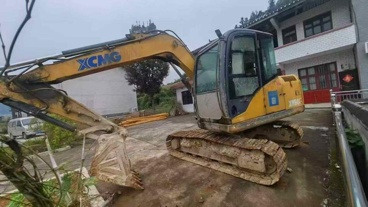 Buy XCMG XE80 Used Excavator / 1