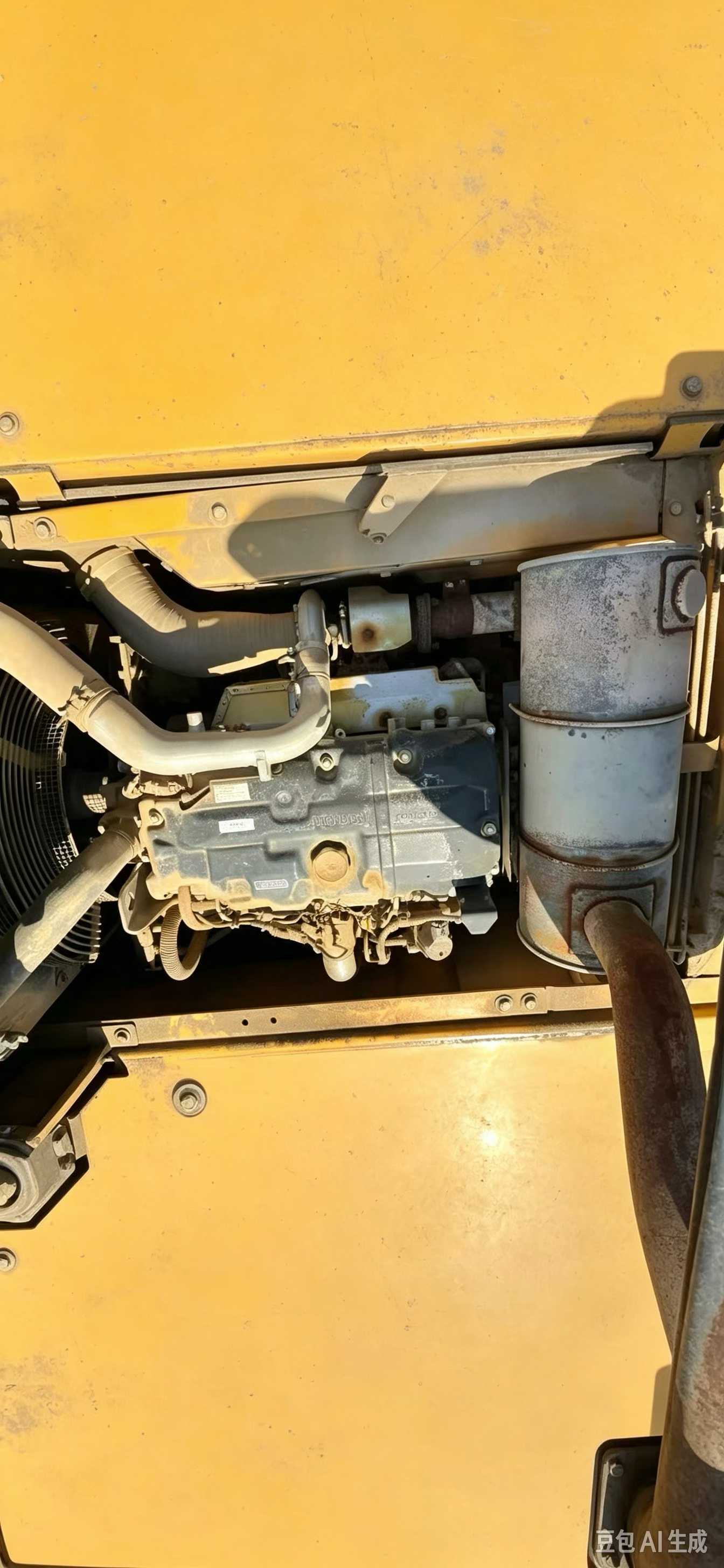 Buy Sany SY215C Used Excavator / 3