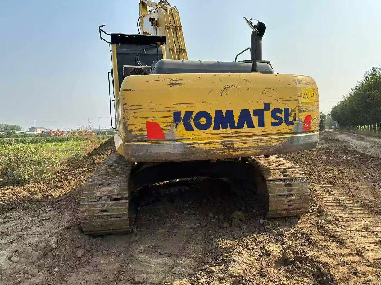 Buy Komatsu PC240-6 Used Excavator / 2