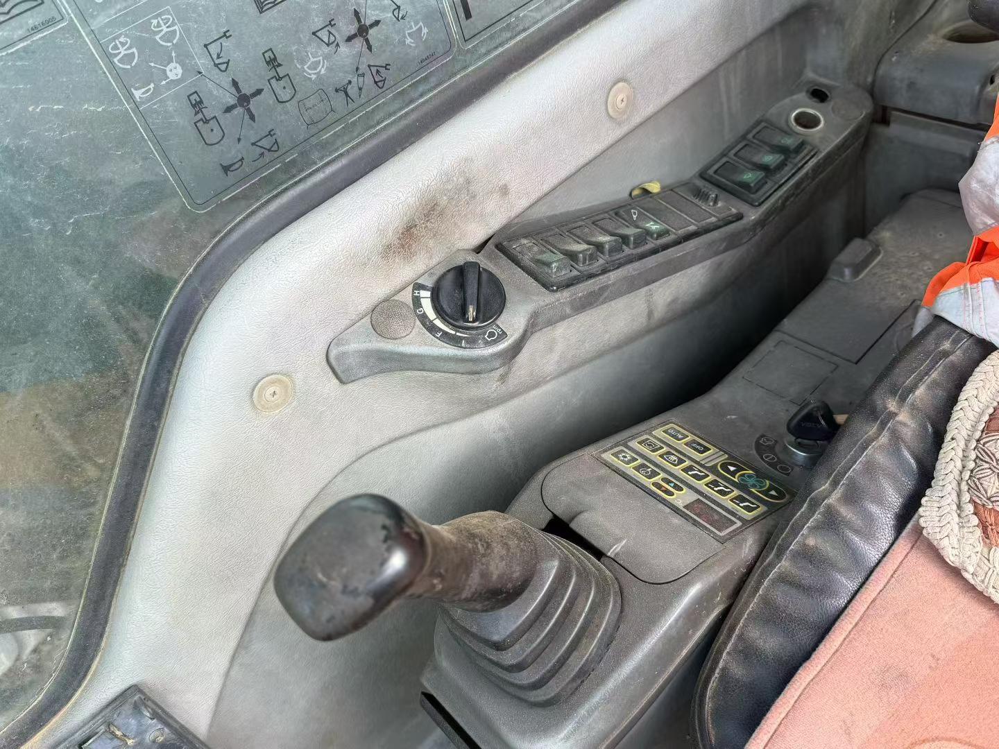 Buy Volvo EC210B Used Excavator / 4