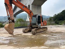 Buy Hitachi EX120-6 Used Excavator / 4 Buy Hitachi EX120-6 Used Excavator / 4