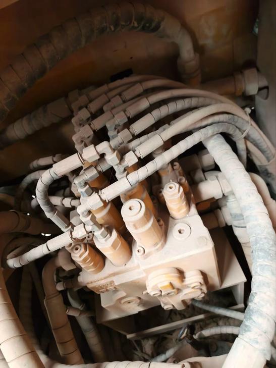 Buy Sany SY135 Used Excavator / 1