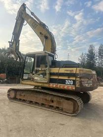 Buy Caterpillar 320B Used Excavator / 3 Buy Caterpillar 320B Used Excavator / 3
