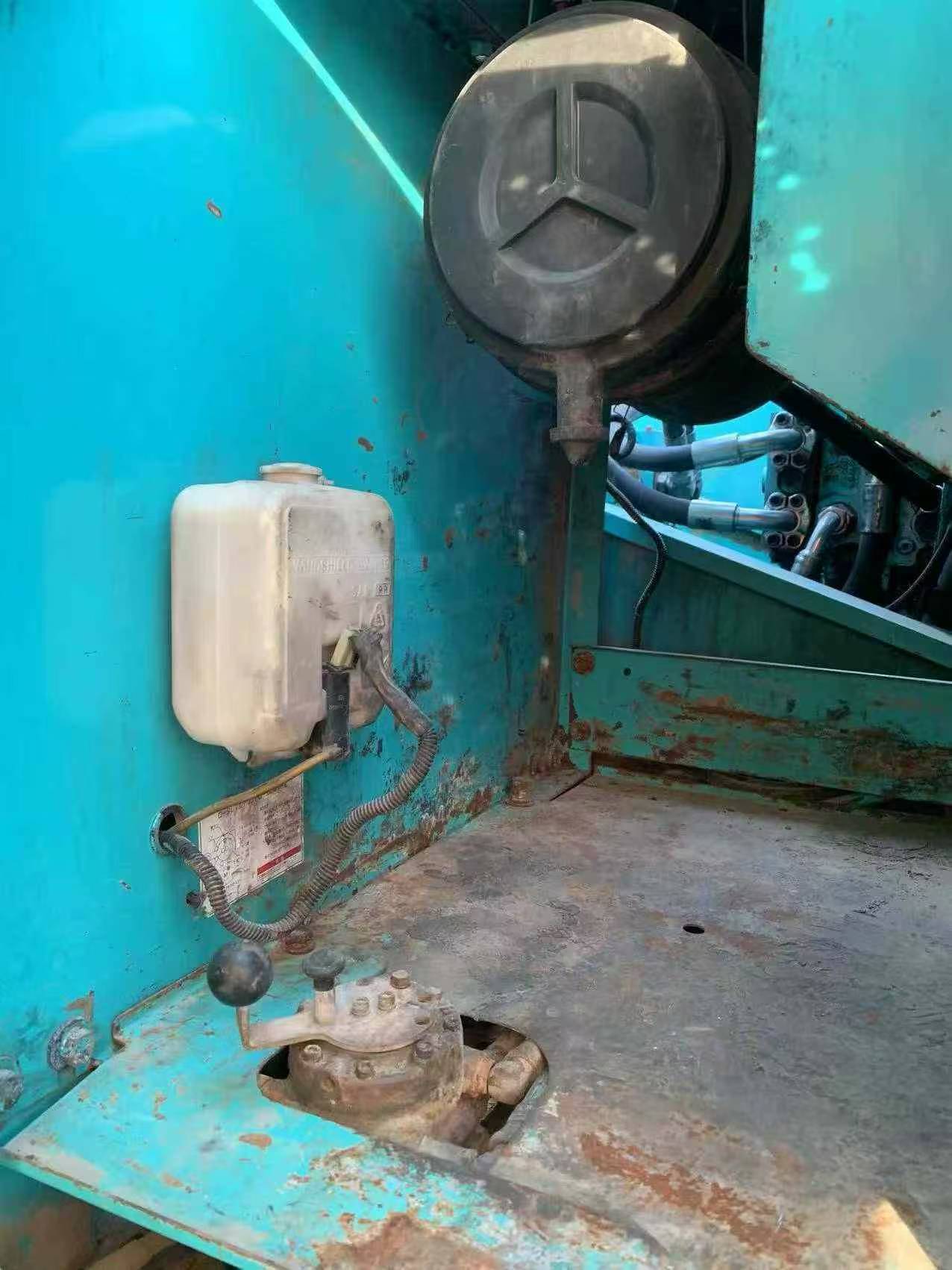 شراء حفارة Kobelco SK200-9 مستعملة / 8