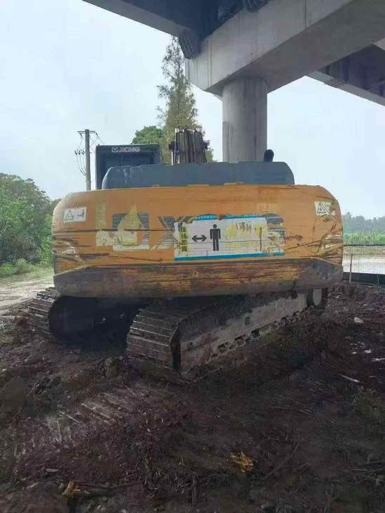 Buy XCMG XE200 Used Excavator / 1