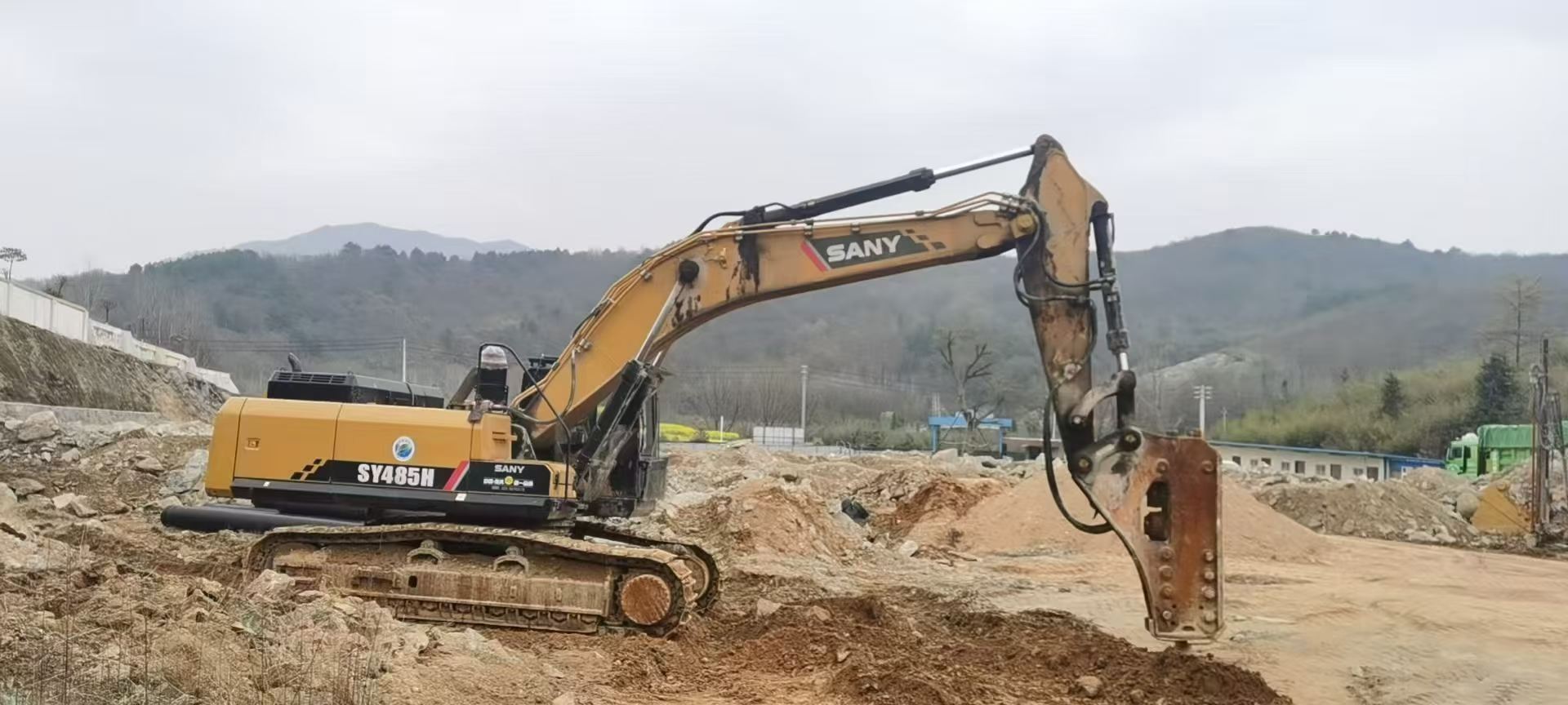 Купить Sany SY485C Подержанный Экскаватор