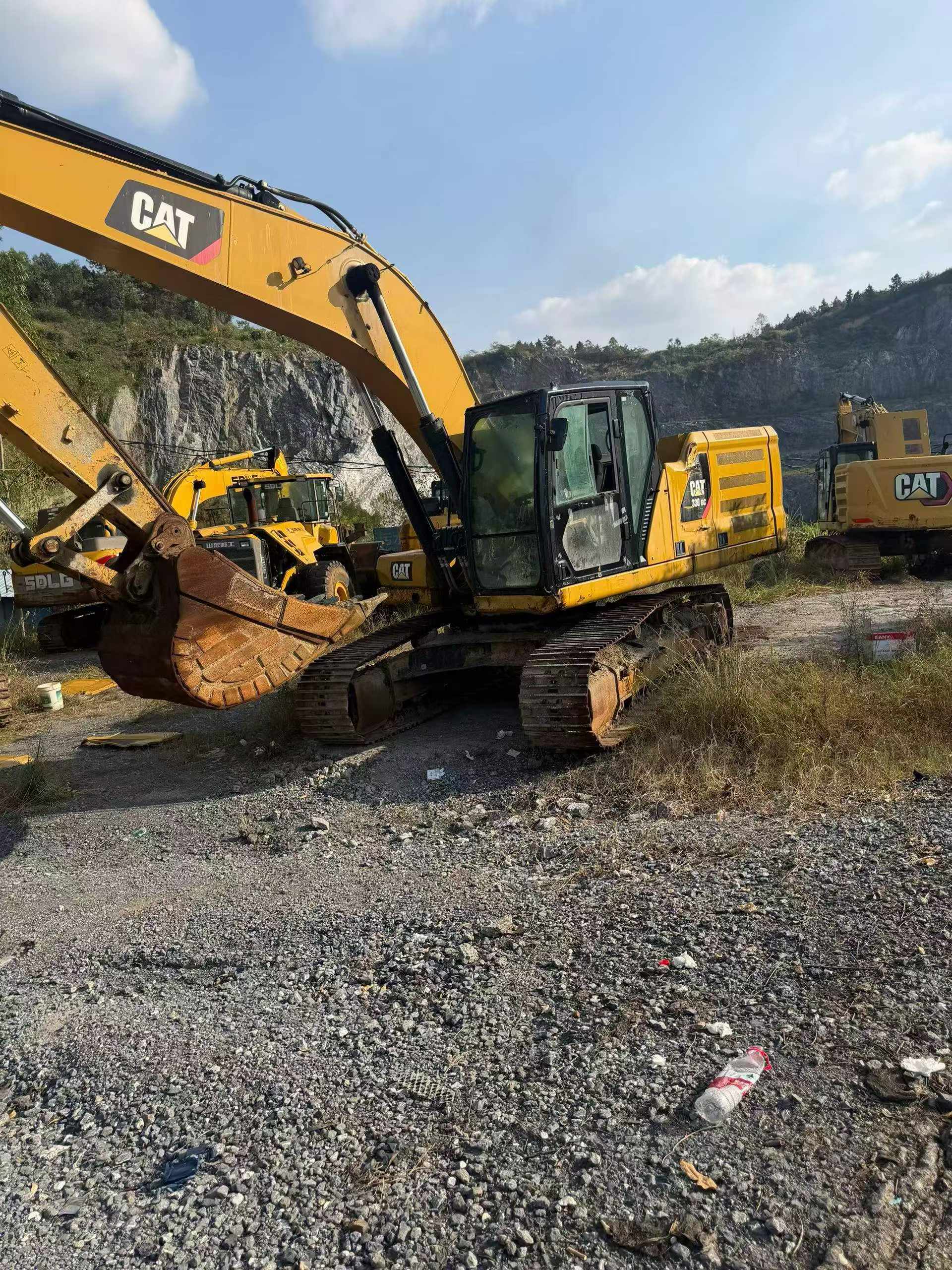 Buy Caterpillar 330B Used Excavator / 2