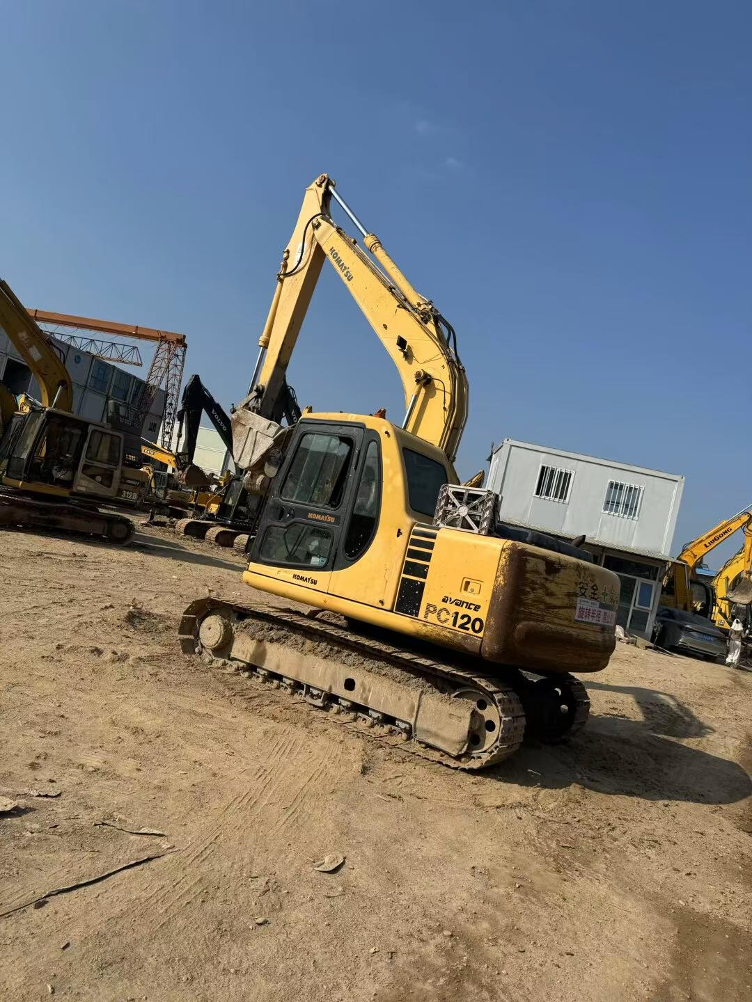 Buy Komatsu PC120-6E Used Excavator / 4