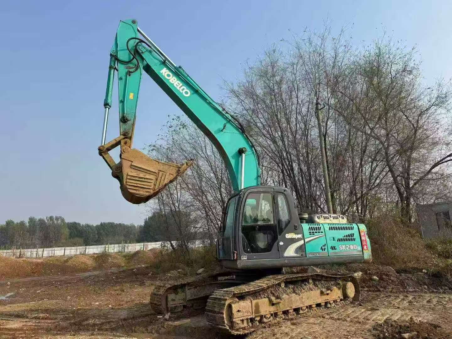 شراء حفارة Kobelco SK260 مستعملة / 9