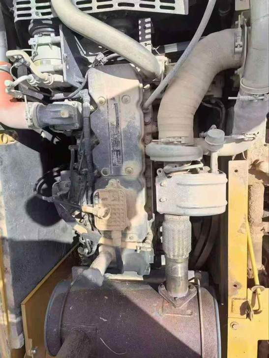 Buy XCMG XE215 Used Excavator / 1