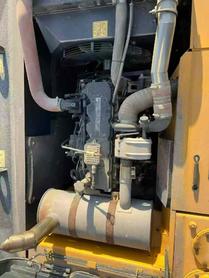 شراء حفارة Hyundai R215VS مستعملة / 8 شراء حفارة Hyundai R215VS مستعملة / 8