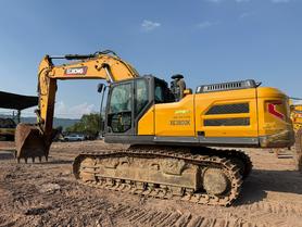 Buy XCMG XE380GK Used Excavator / 2 Buy XCMG XE380GK Used Excavator / 2