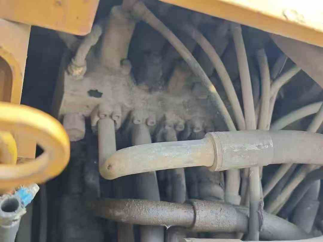 Buy Caterpillar 323 Used Excavator / 5