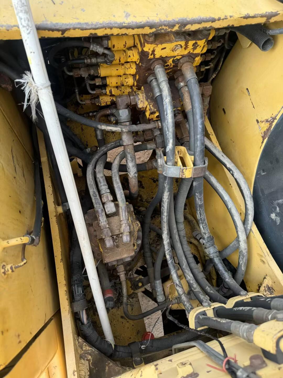 Buy Komatsu PC120-6E Used Excavator / 6