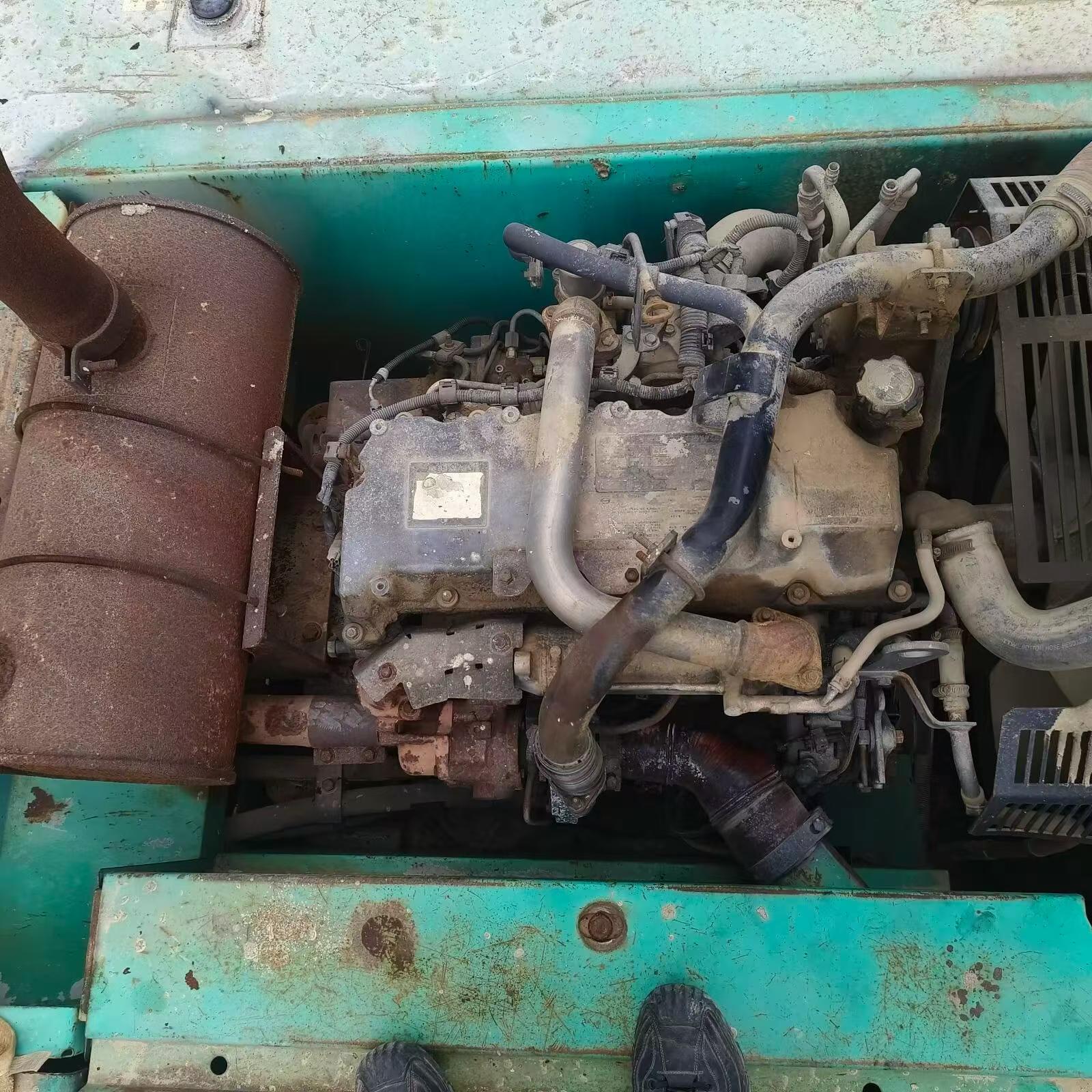 Buy Kobelco SK260 Used Excavator / 4