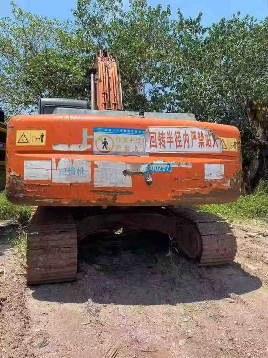Buy Hitachi EX240-3 Used Excavator / 1