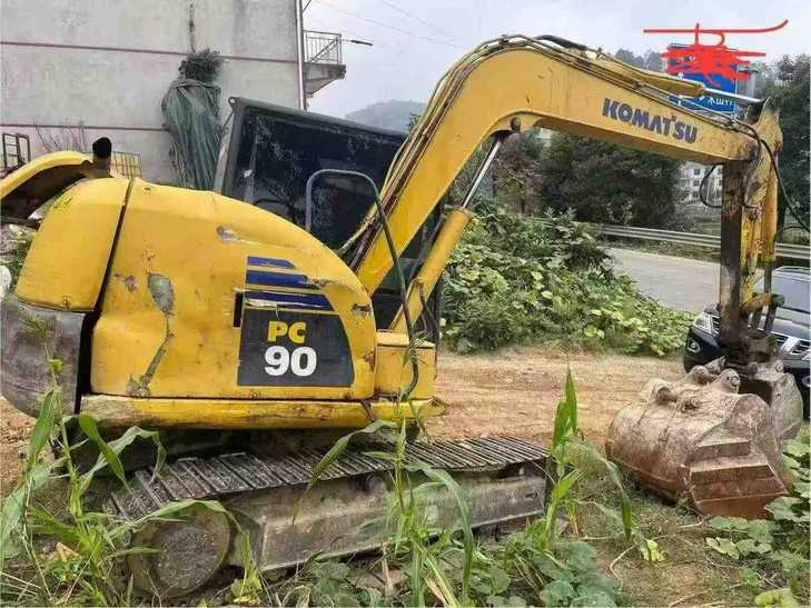 Buy Komatsu PC60 Used Excavator / 1