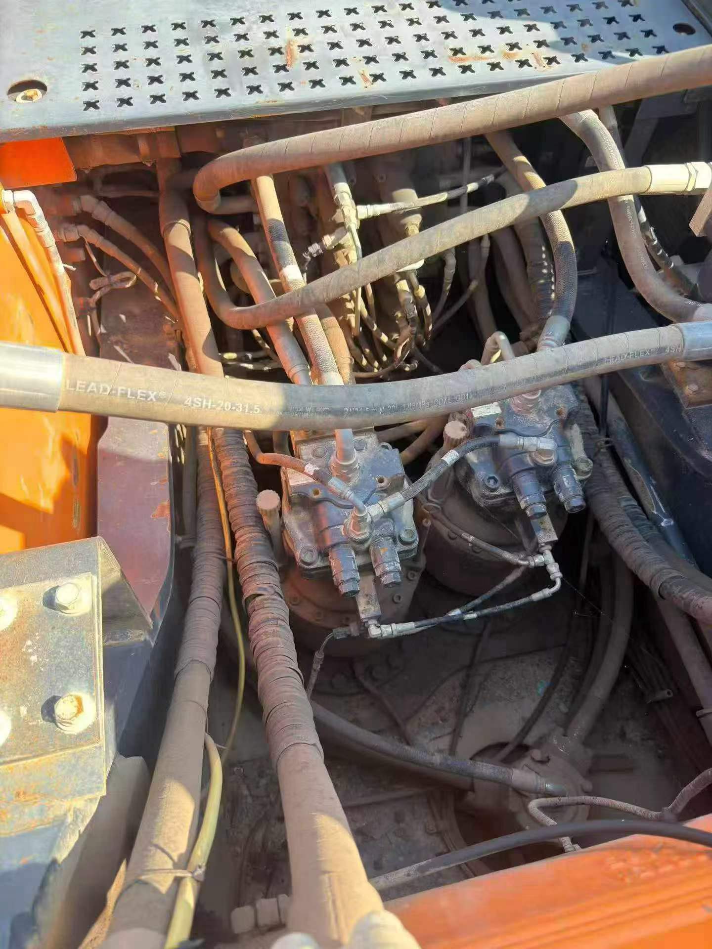 Buy Doosan DH500 Used Excavator / 3