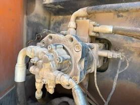 Buy Doosan S130W-3 Used Excavator / 3 Buy Doosan S130W-3 Used Excavator / 3