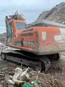 Buy Doosan DH215-9 Used Excavator / 3 Buy Doosan DH215-9 Used Excavator / 3
