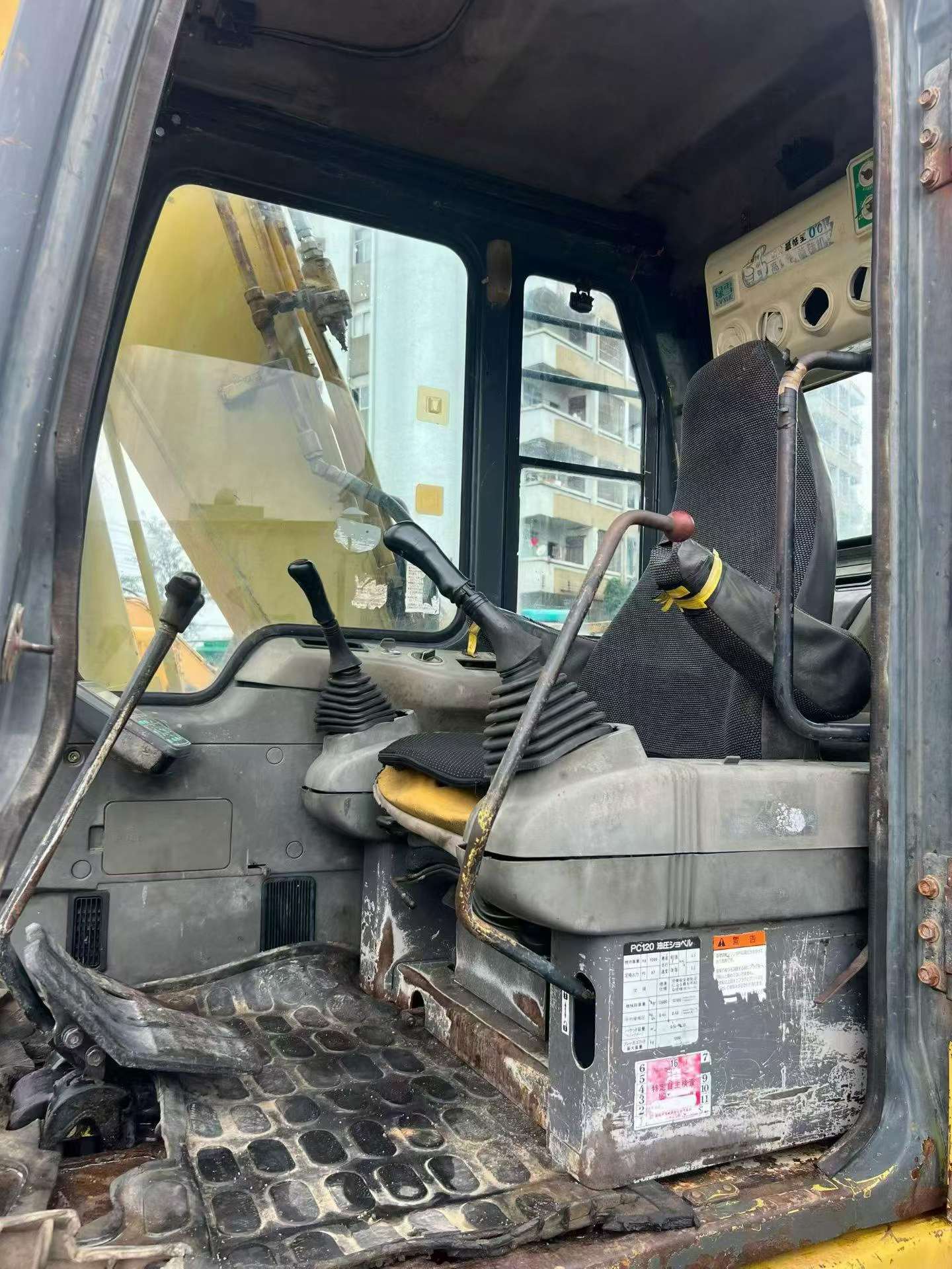 Buy Komatsu PC120-6 Used Excavator / 6