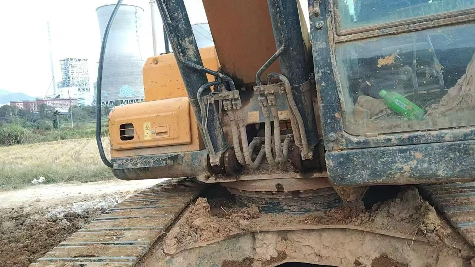 Buy Hyundai R215-7 Used Excavator / 6