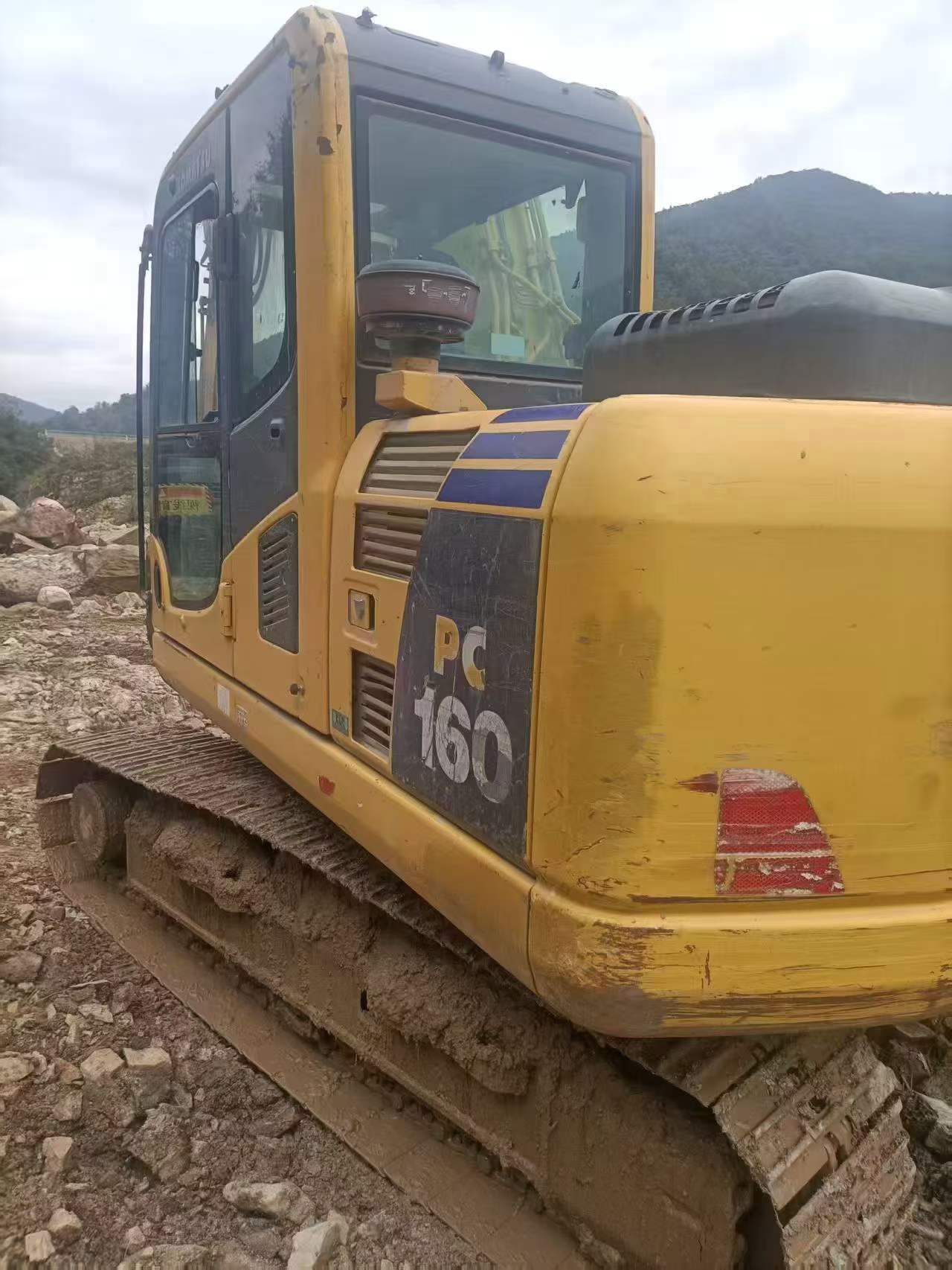 Buy Komatsu PC130 Used Excavator / 5