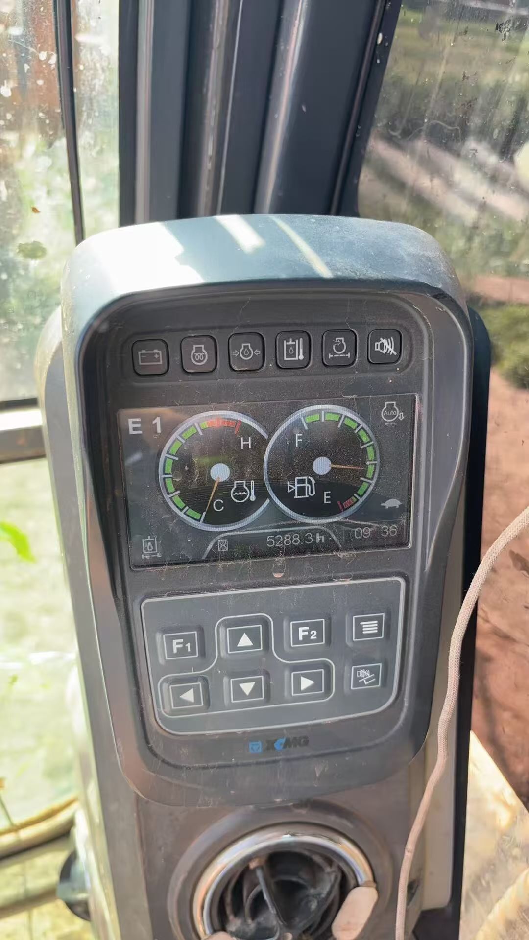 Buy XCMG XE75C Used Excavator / 8