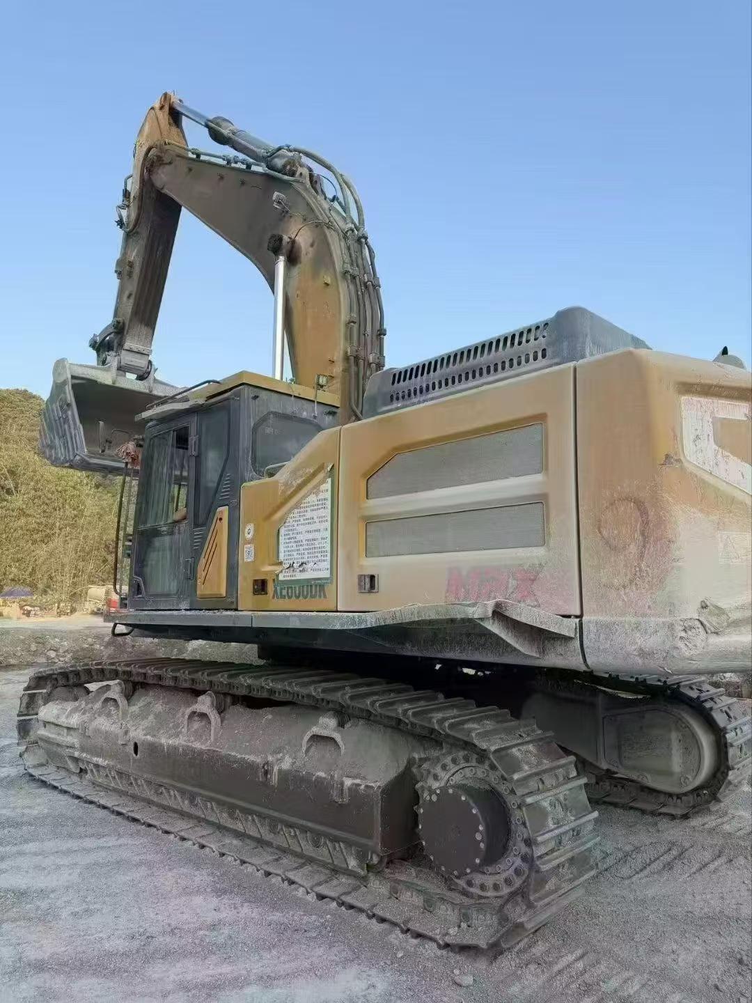 Buy XCMG LW600E Used Excavator / 2