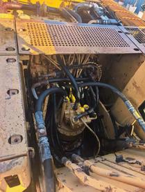 Buy Caterpillar 320C Used Excavator / 2 Buy Caterpillar 320C Used Excavator / 2
