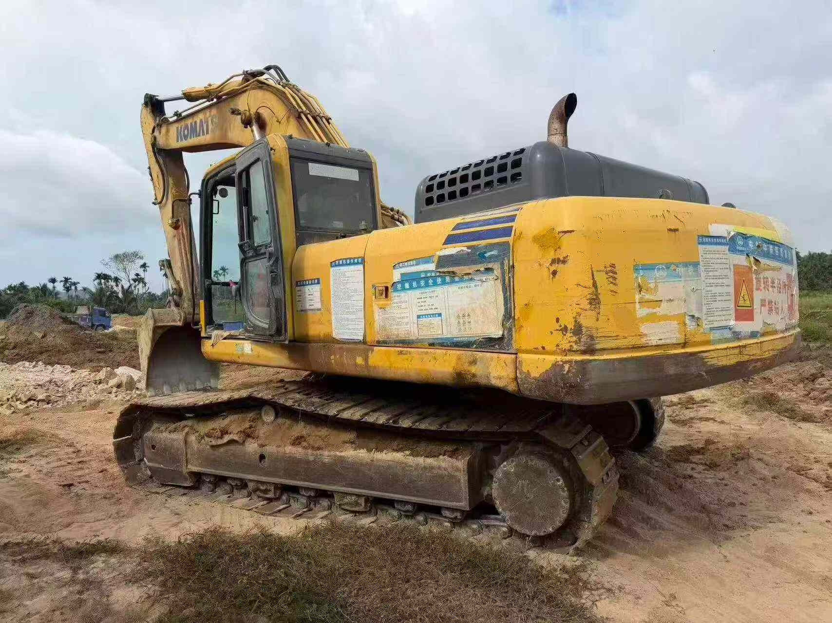 شراء Komatsu PC300 مستعمل حفارة