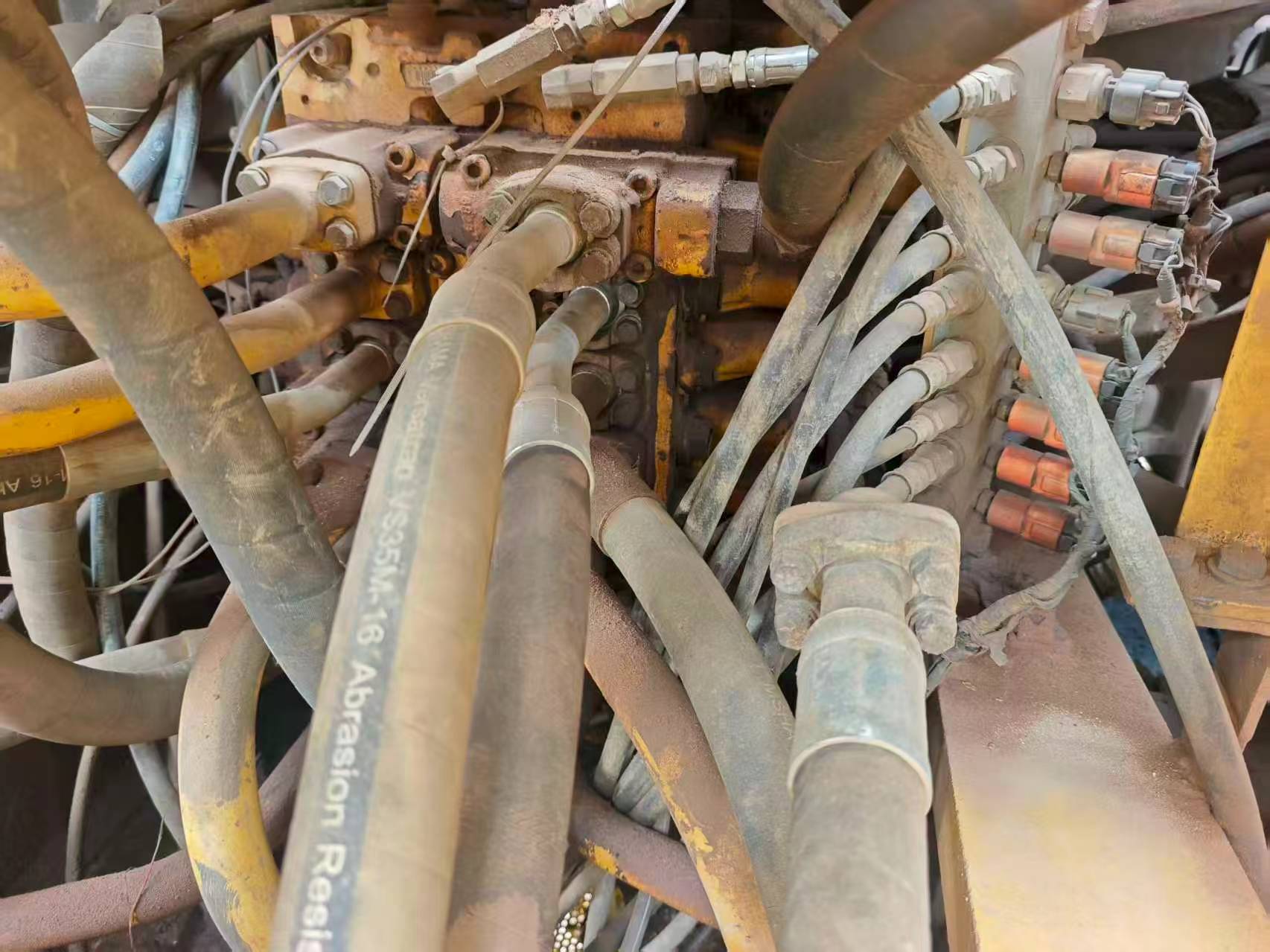 Купить Подержанный Экскаватор Komatsu PC350-8 / 4