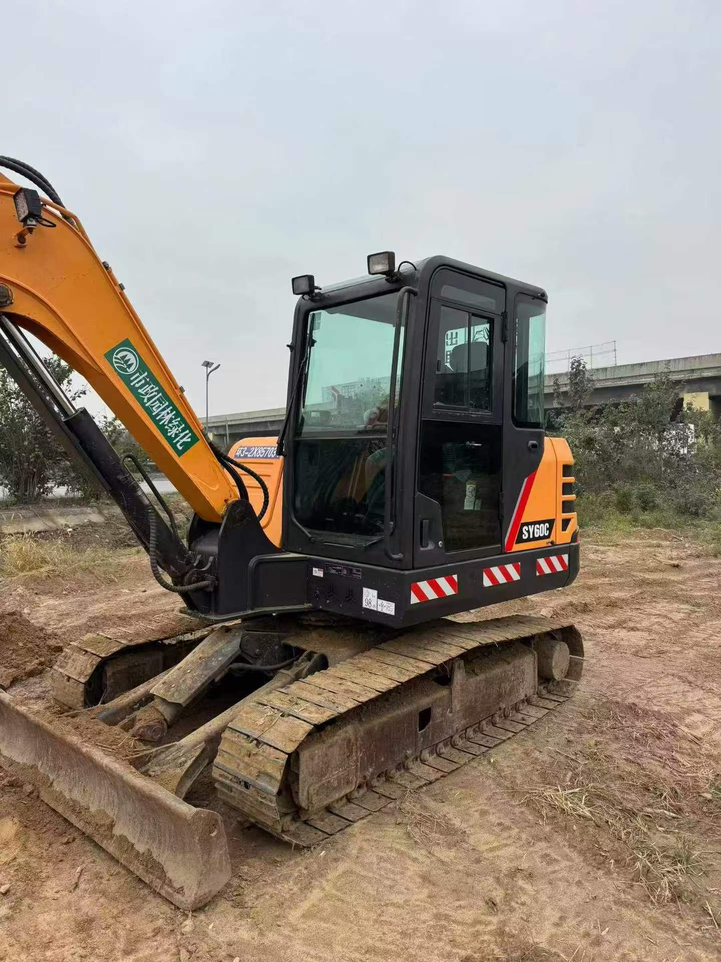 Buy Sany SY60 Used Excavator / 2