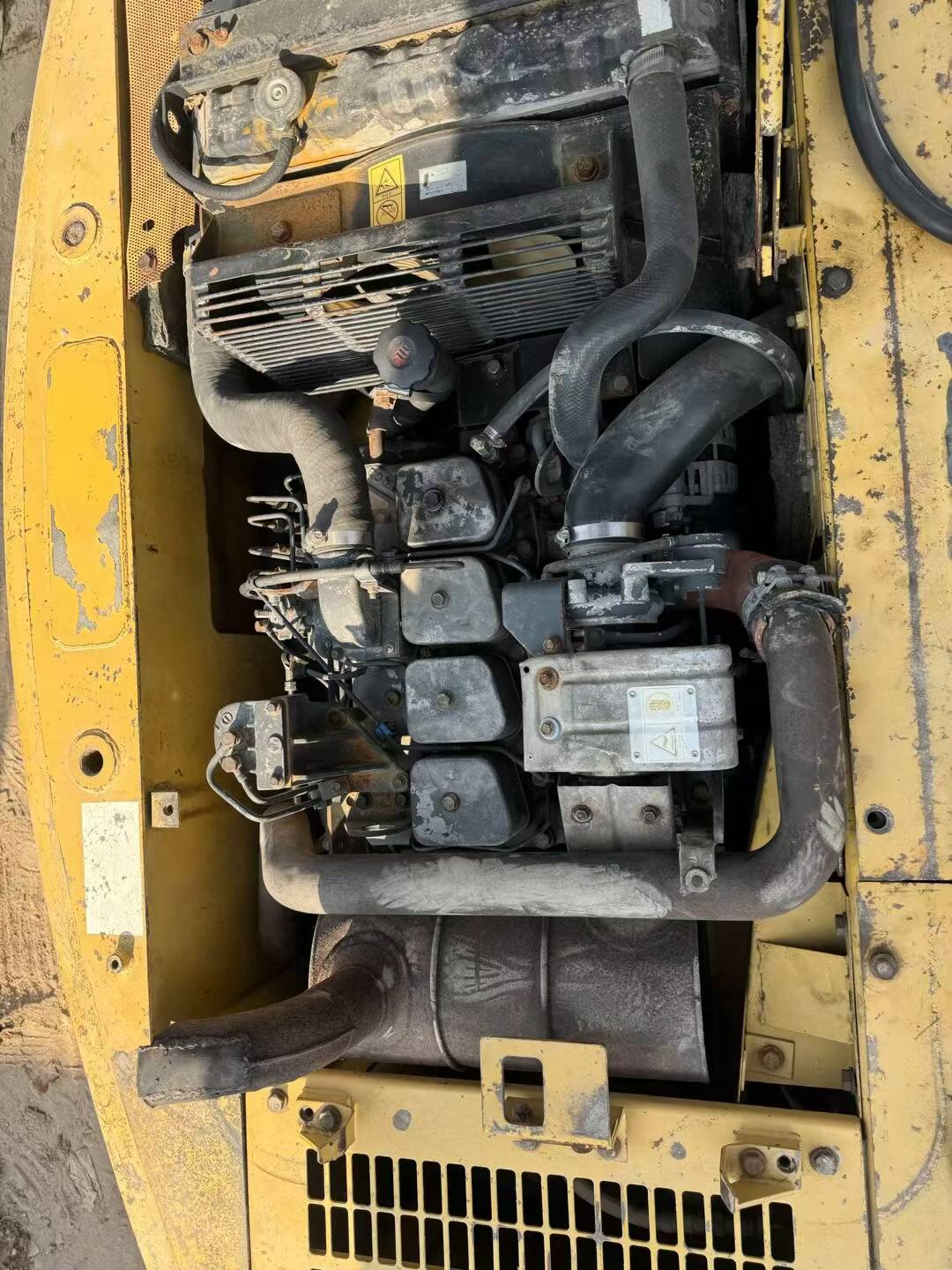 Buy Komatsu PC120-6E Used Excavator / 8