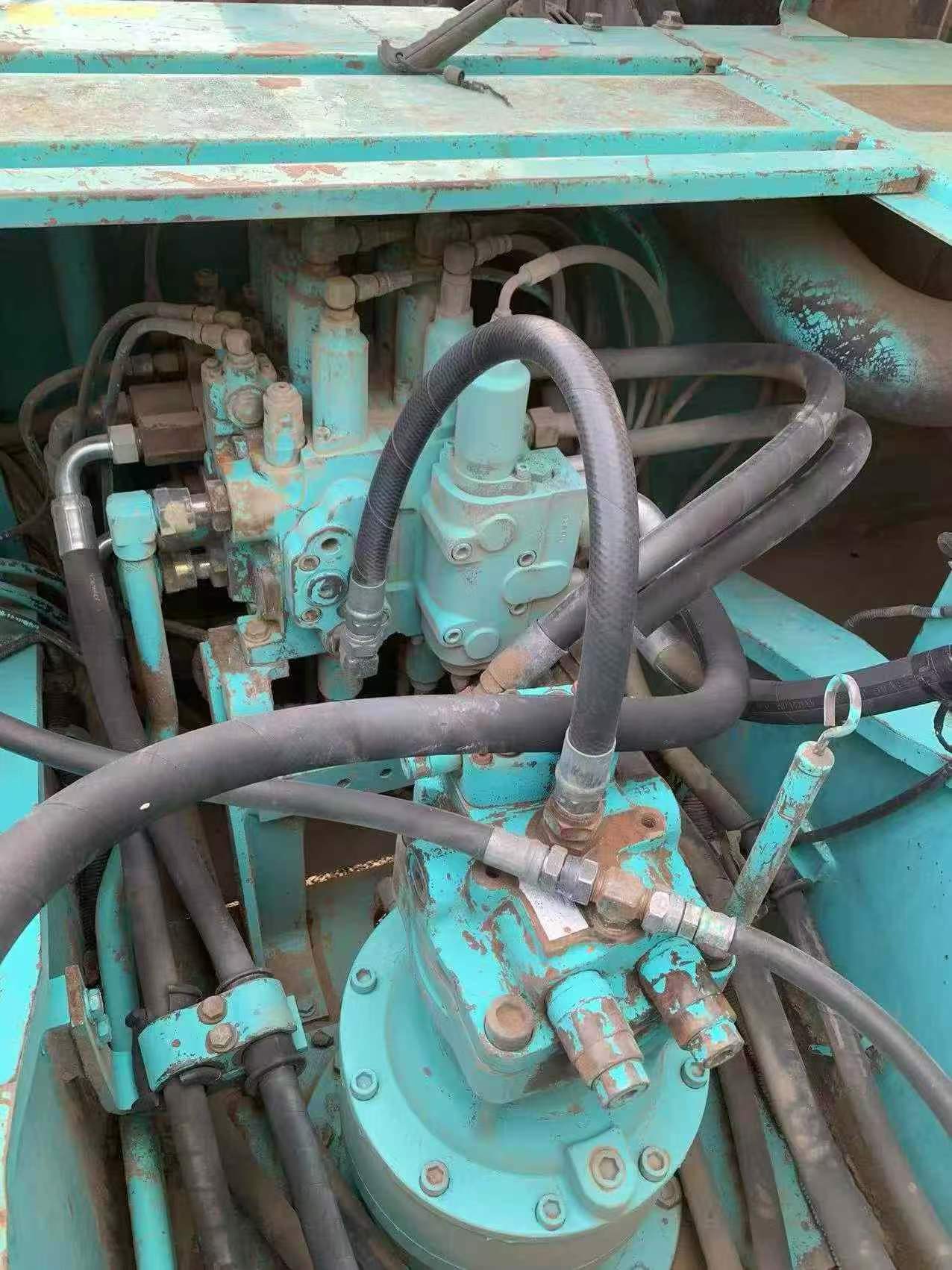شراء حفارة Kobelco SK200-9 مستعملة / 5