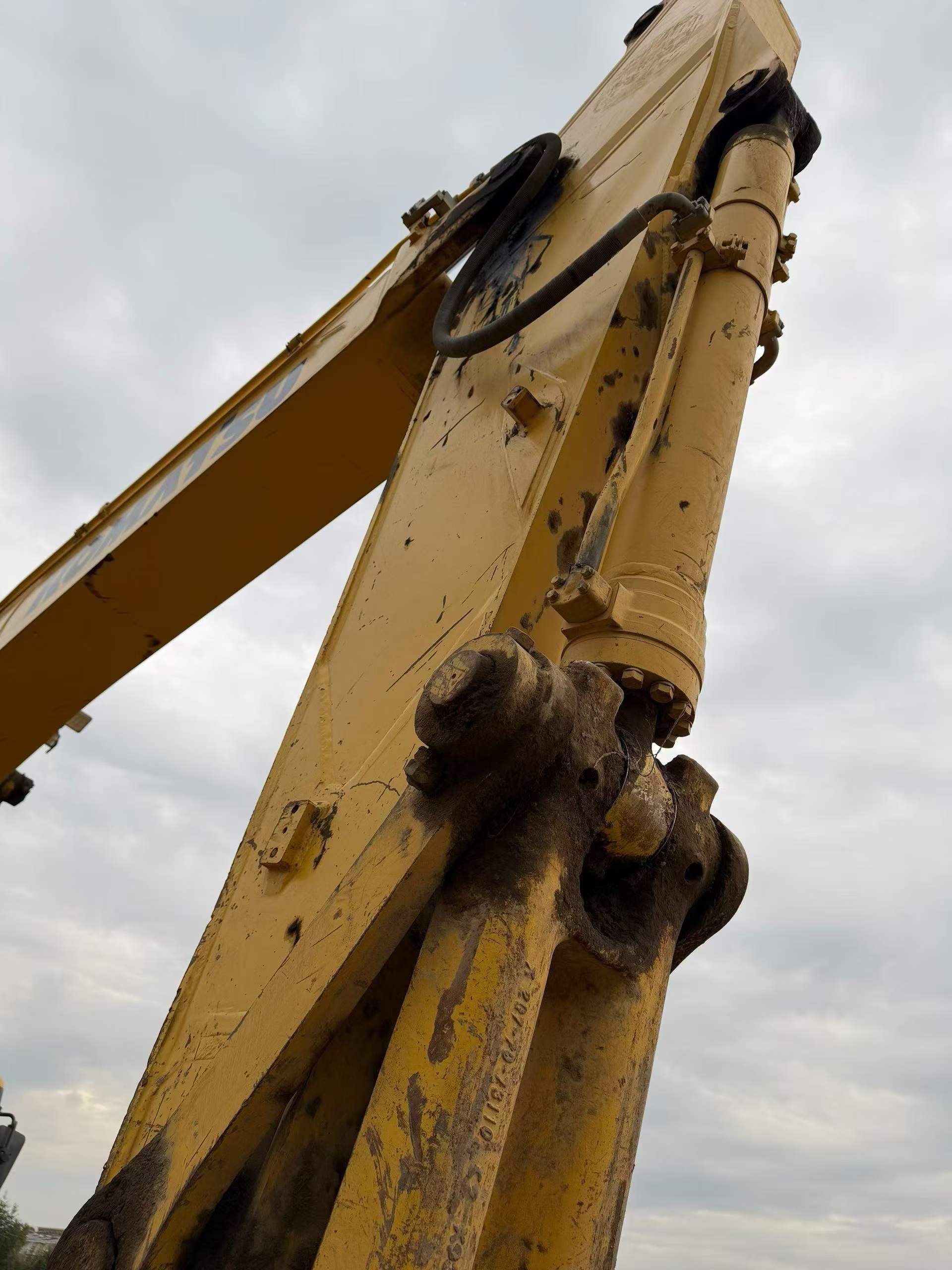 شراء حفارة Komatsu PC300 مستعملة / 5
