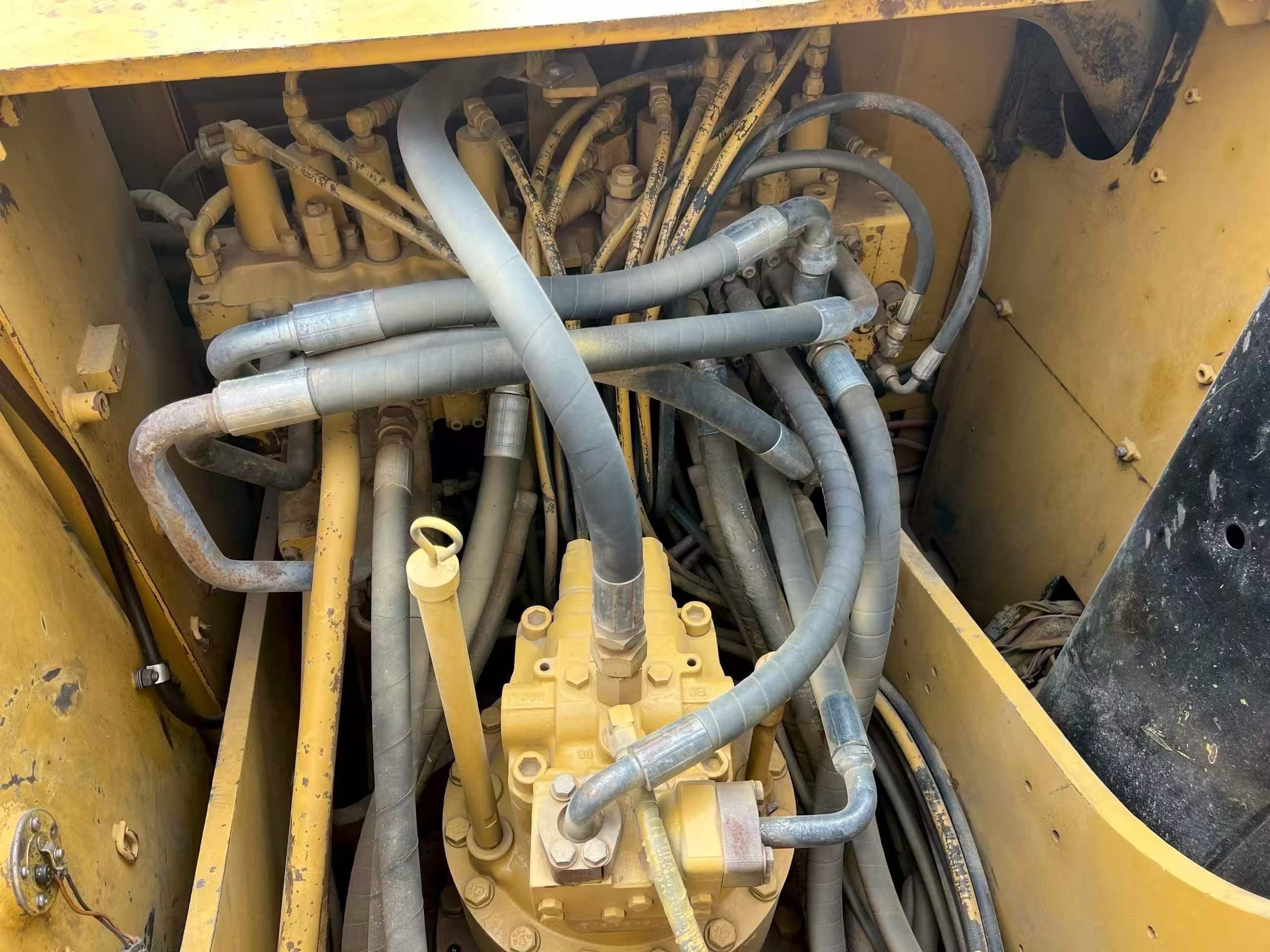 Buy Caterpillar 320A Used Excavator / 7